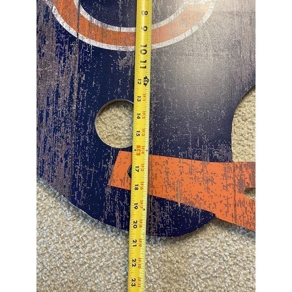 Chicago Bears Retro Throwback‎ Wood Sign Distressed Helmet - Picture 3 of 6